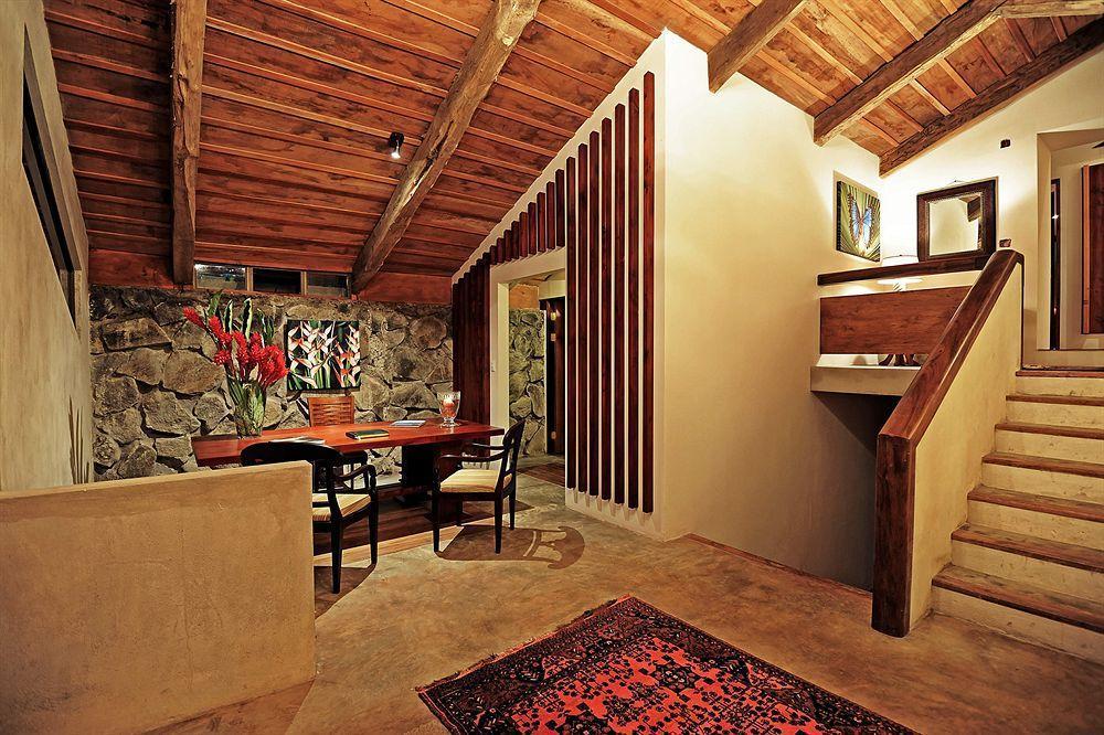 Poas Lodge Poasito Exterior photo